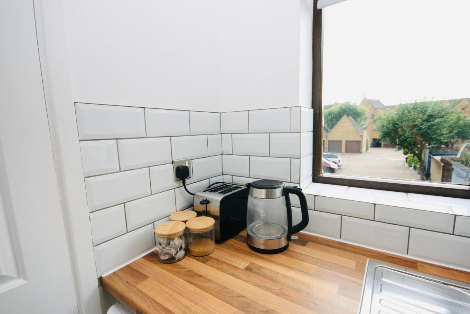 Studio Apartment Лондон Экстерьер фото